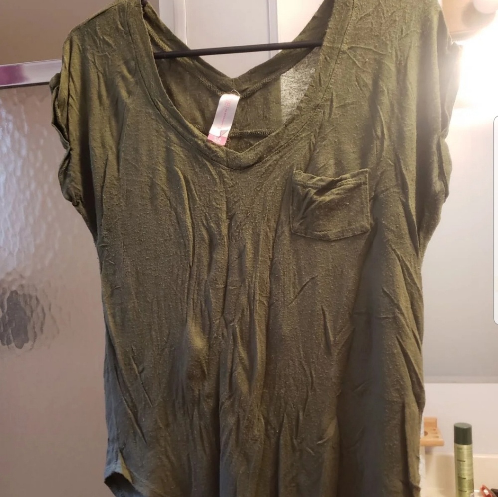 Army green v neck